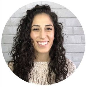 Meet your Posher, Karina